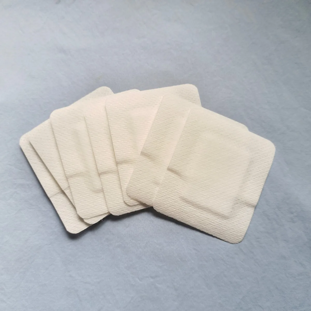 50pcs Large Size Hypoallergenic Non-woven Medical Adhesive Wound Dressing Band Aid Bandage Large Wound First Aid 6*7cm